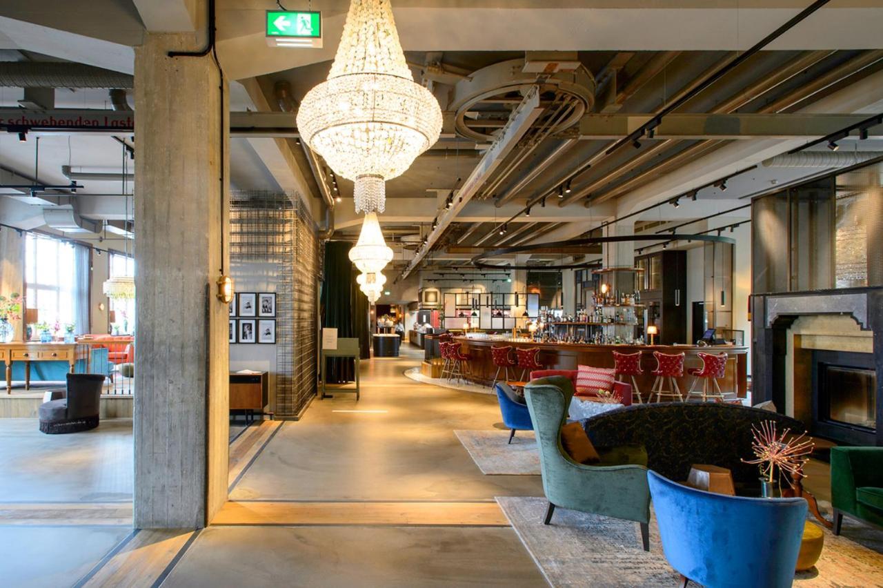 Das James Flensburgo Esterno foto The interior of the hotel