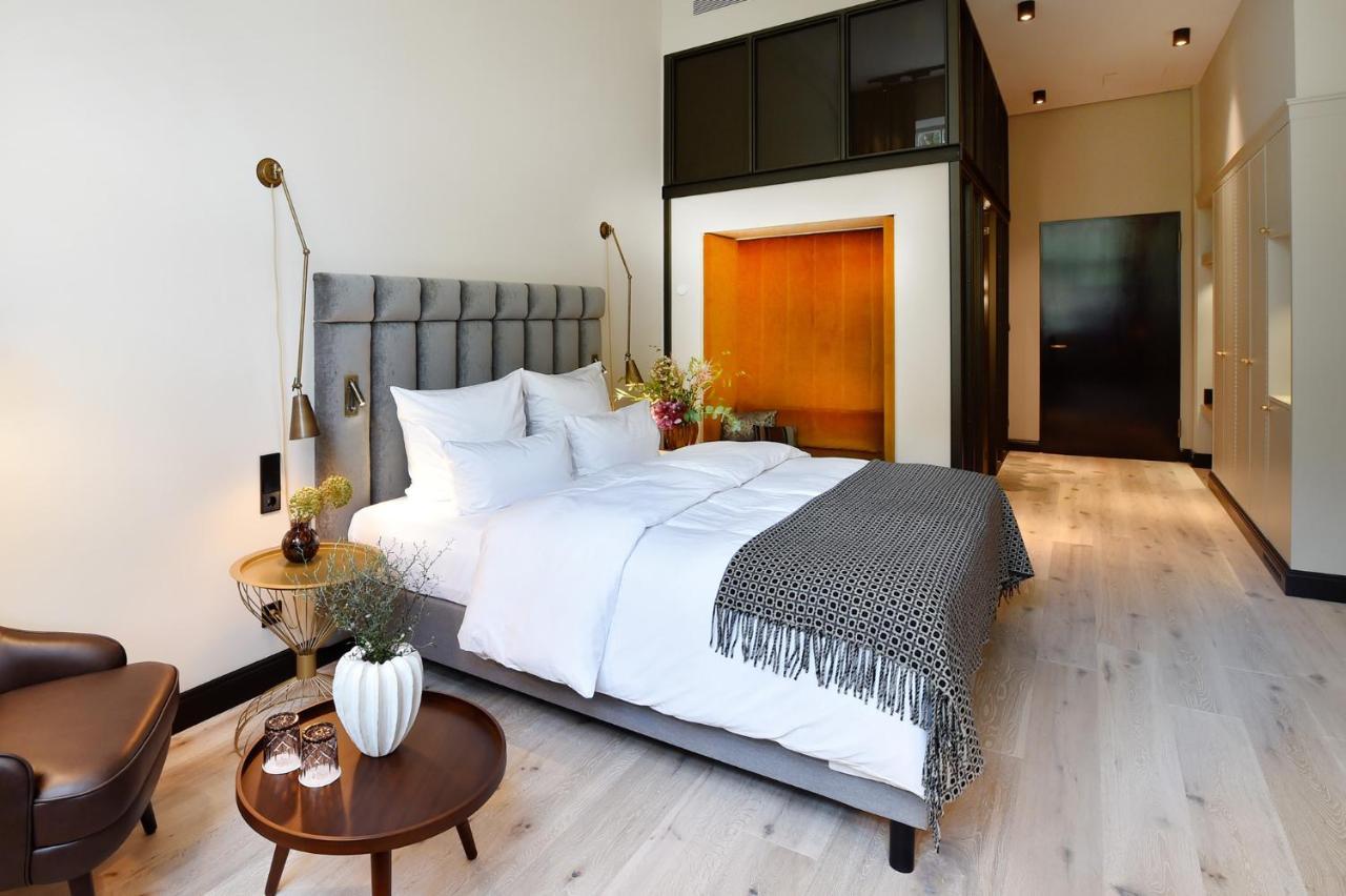 Das James Flensburgo Esterno foto A room at the hotel