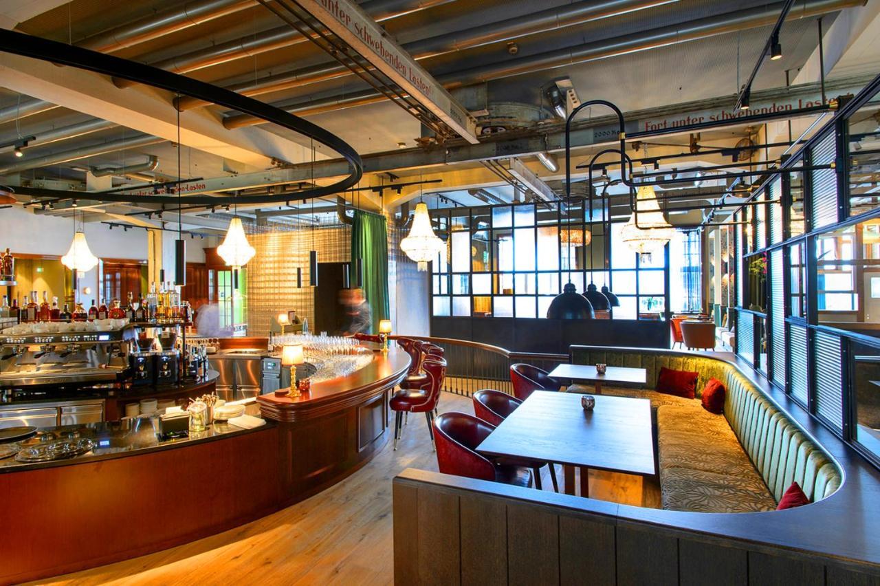Das James Flensburgo Esterno foto The interior of the restaurant