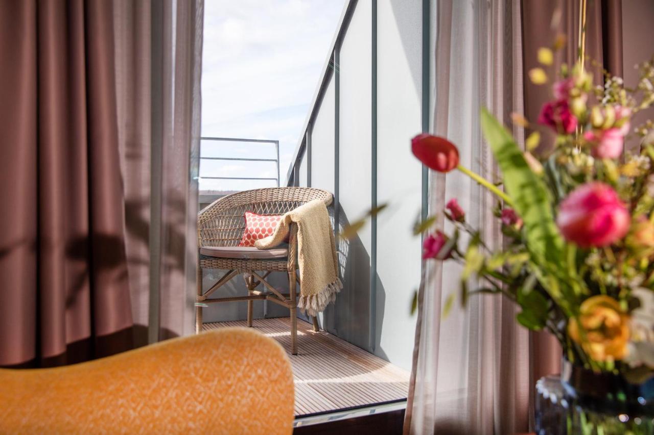 Das James Flensburgo Esterno foto A room at the hotel